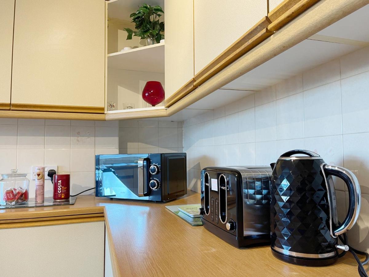 3 Bed Duplex Flat, Free Wifi & Netflix, Ideal For Contractors Gravesend Exterior foto