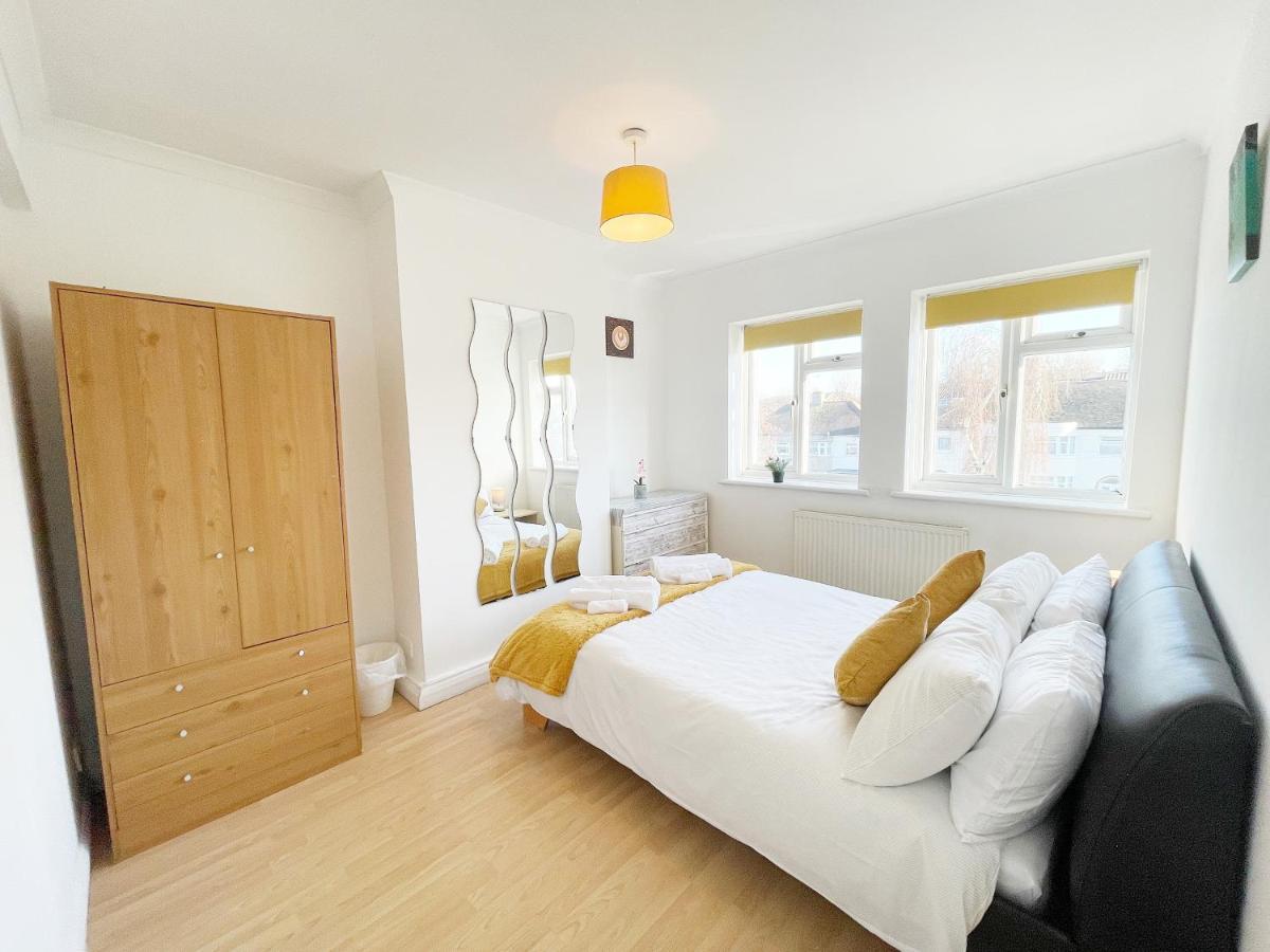 3 Bed Duplex Flat, Free Wifi & Netflix, Ideal For Contractors Gravesend Exterior foto